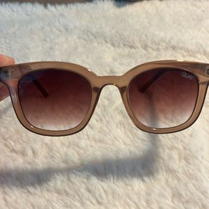 Quay Brown Sunglasses